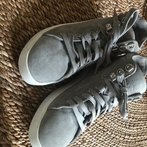 Tag &bone high top tennis shoes